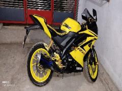 YAMAHA R15 V3